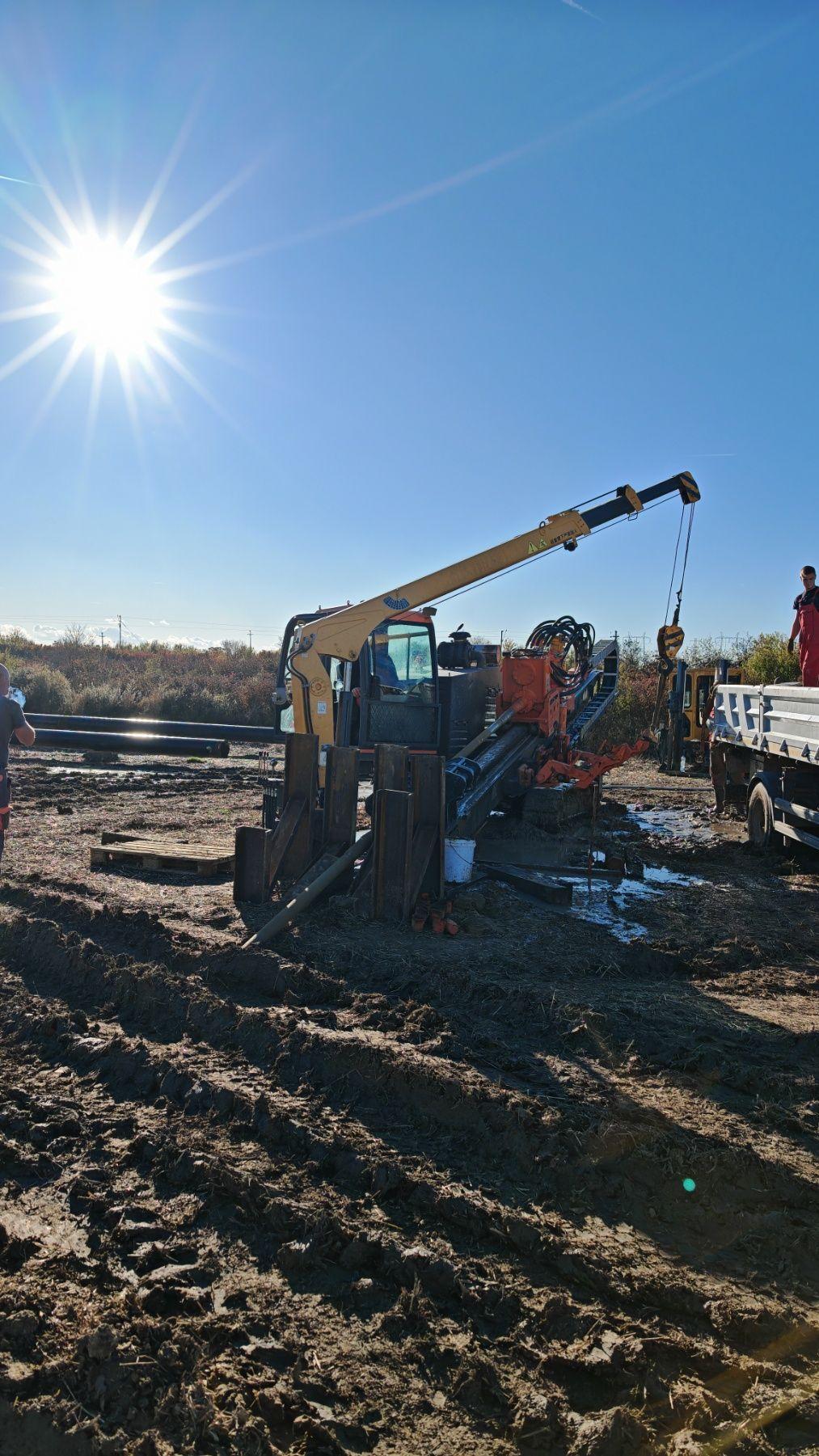 <p>O nama picture</p>